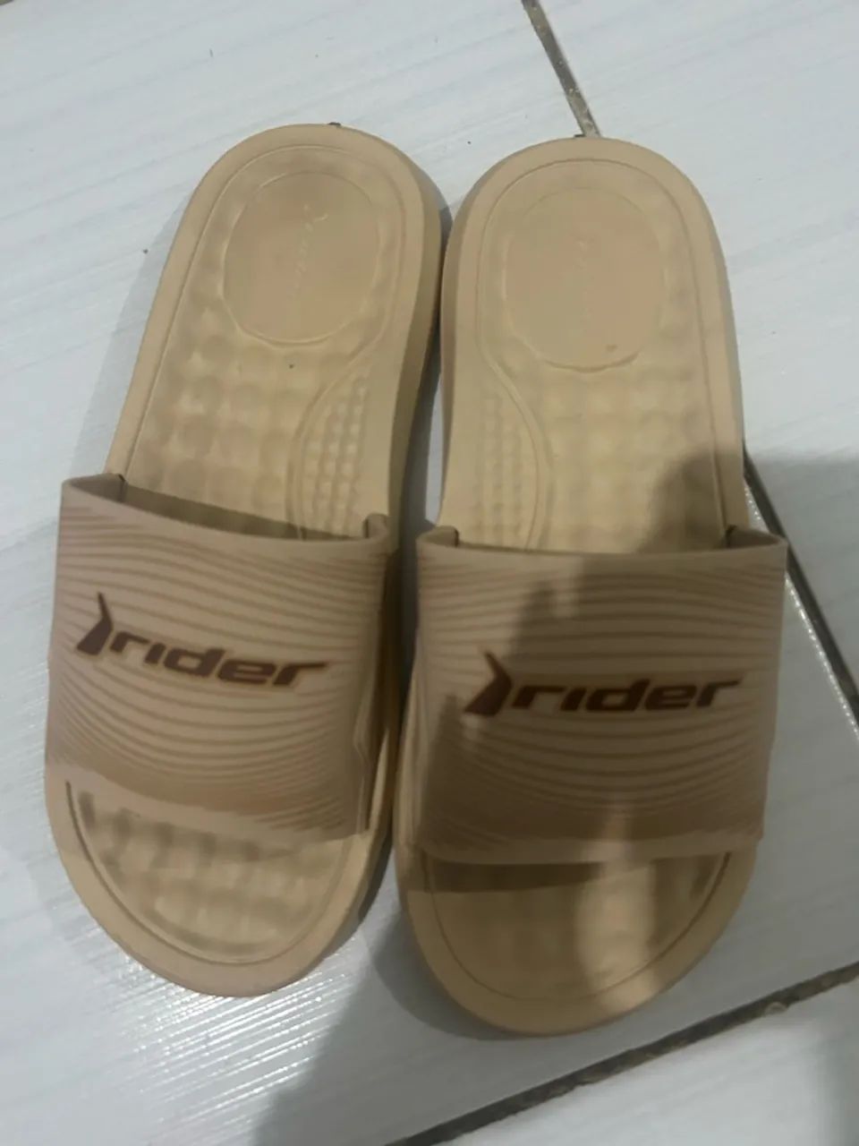 Chinelo Rider 