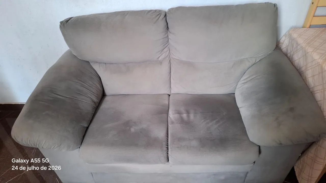 Vendo sofá de 3 e 2 lugares  - Foto 4