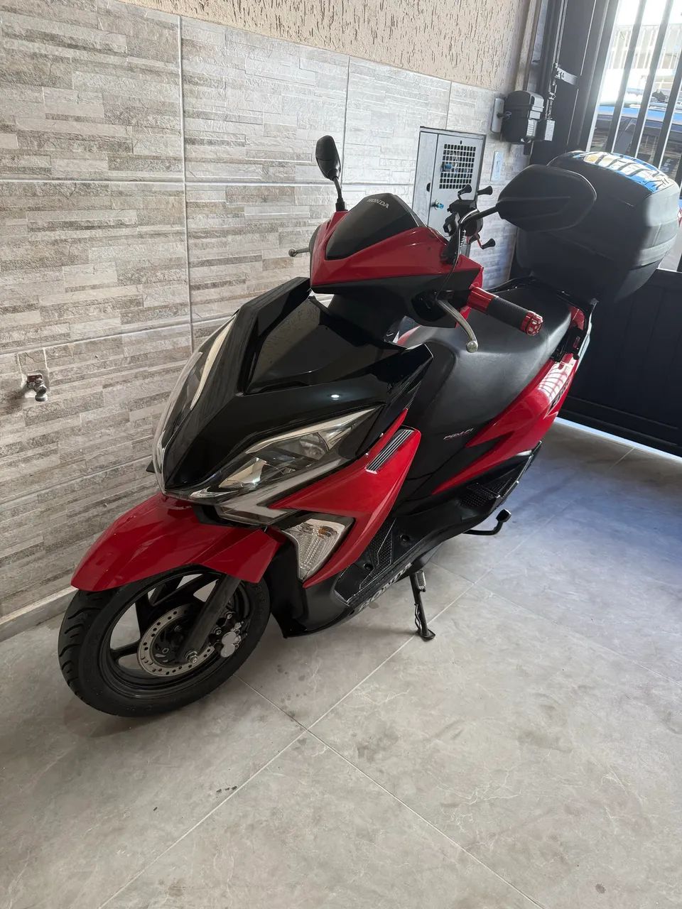 Elite  - Foto 2