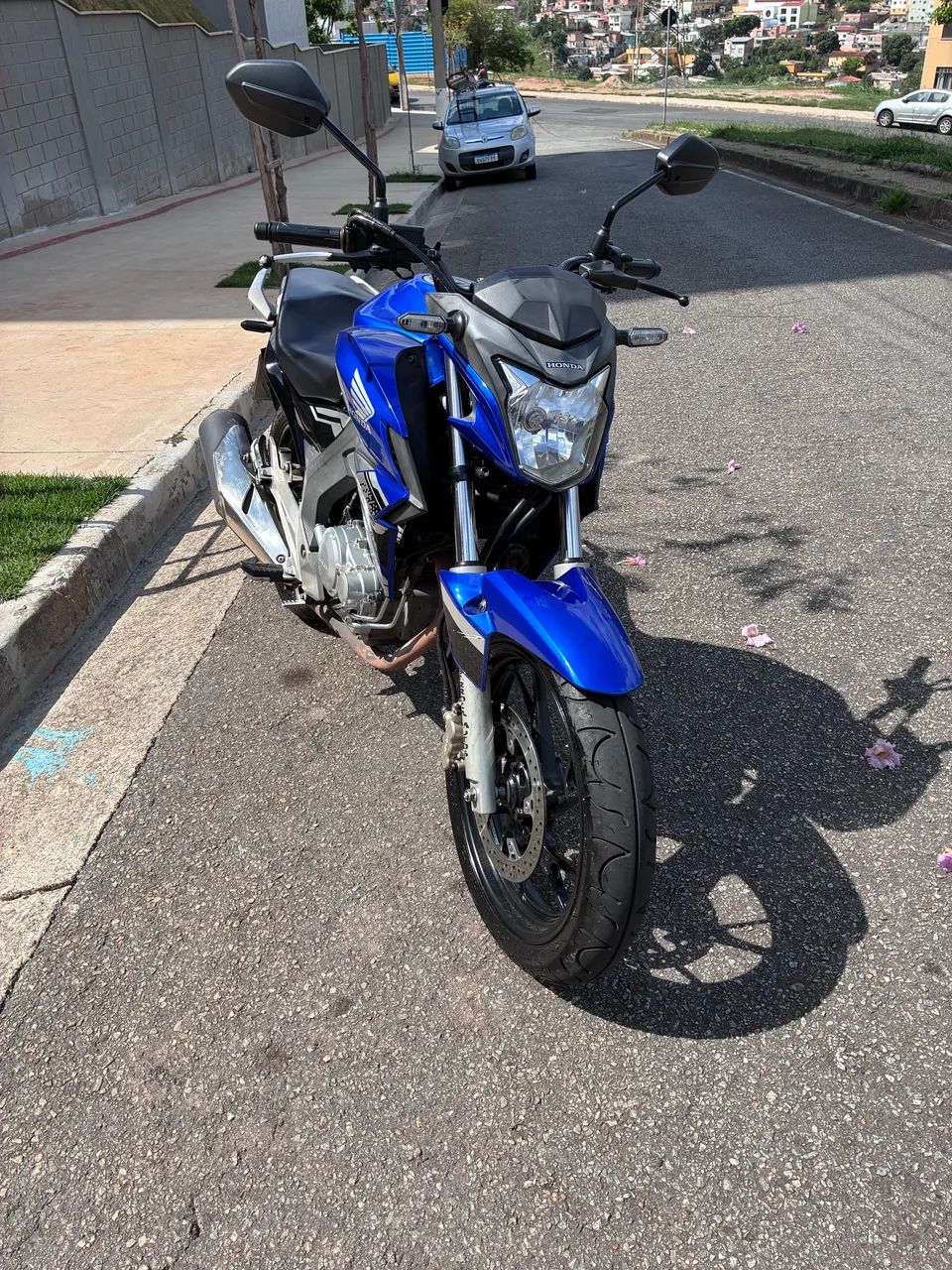 CB250 Twister - Foto 5