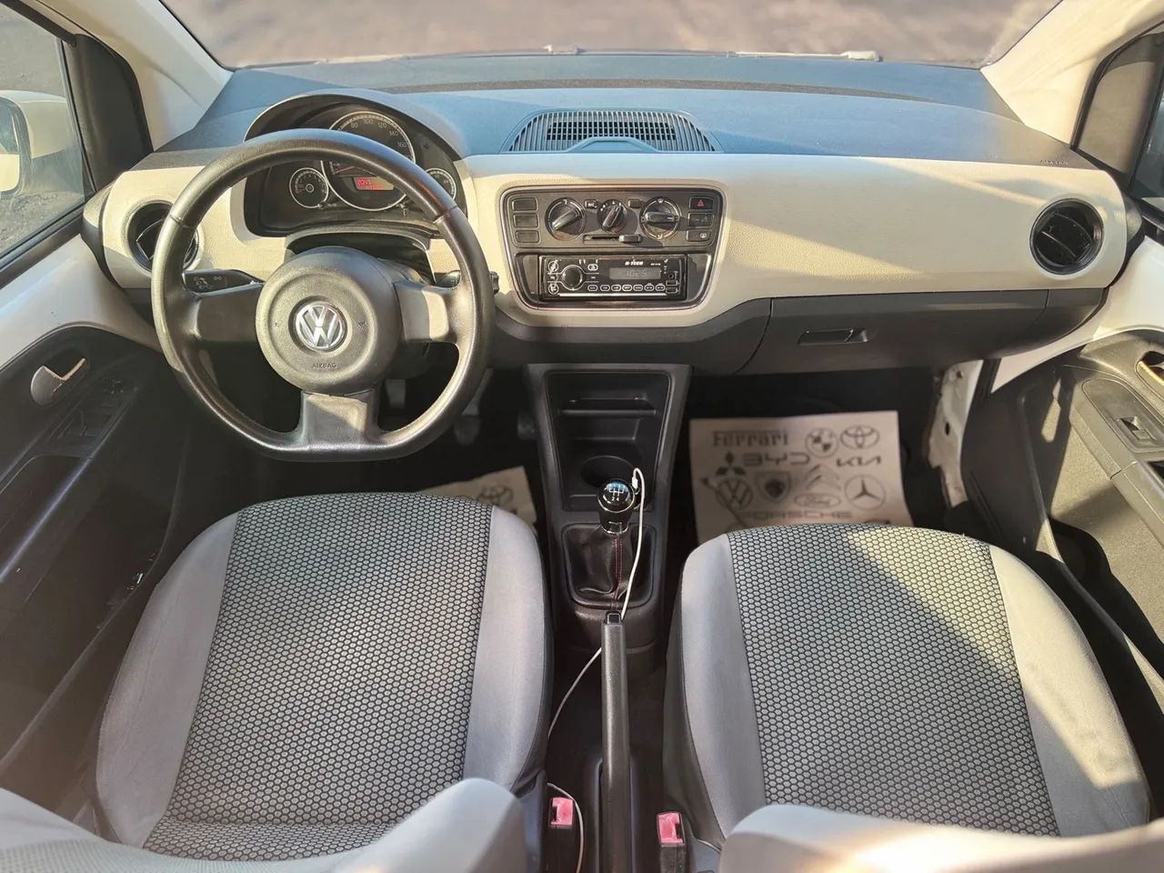 Volkswagen Up! Move 1.0 Total Flex 12V 5P 2015 - Foto 5