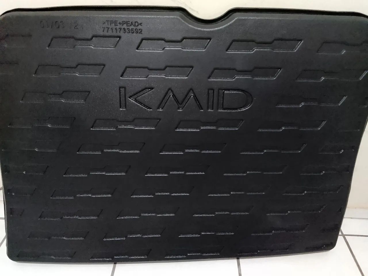 Vendo tapete original kwid intende bem conservado - Foto 3
