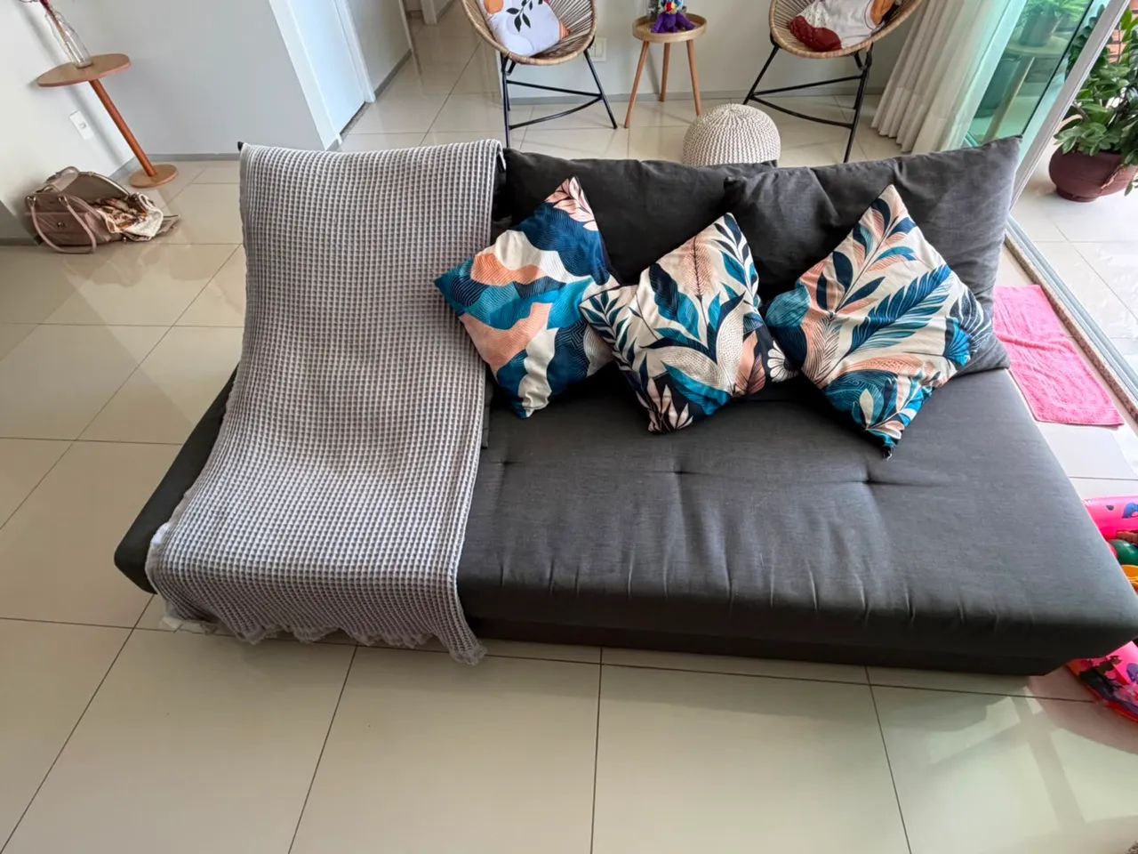 Vendo sofá cama 4 lugares - Foto 3