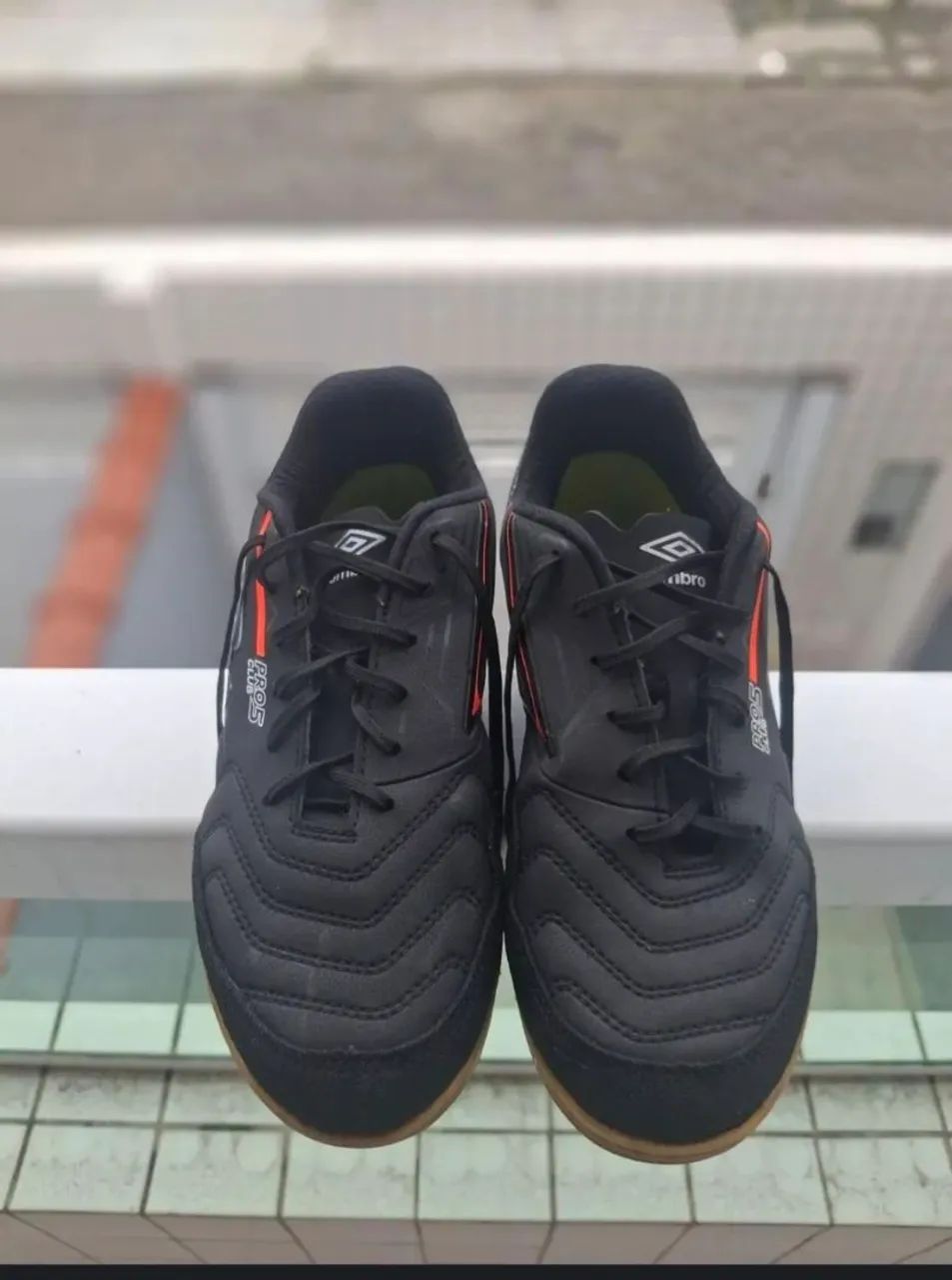 Chuteira Umbro Pro 5 Bump - Foto 4