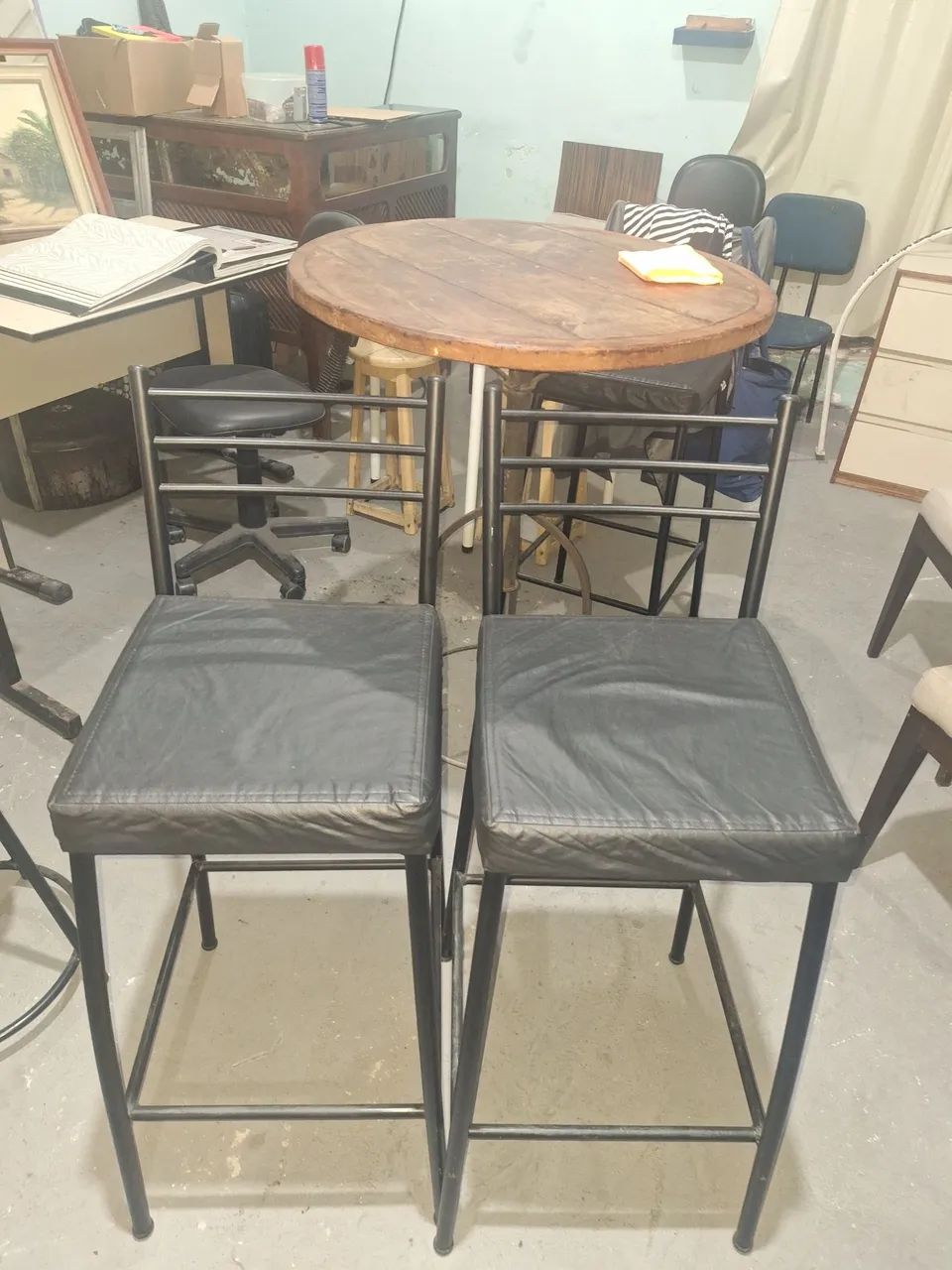 Banquetas em ótimo estado  