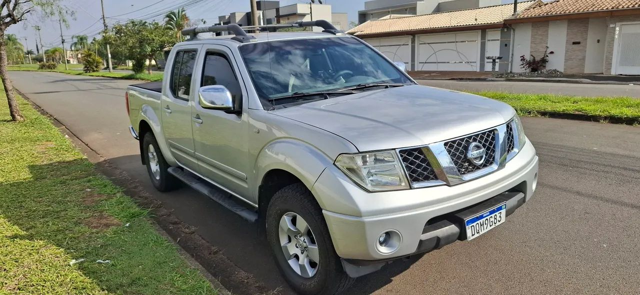 Nissan Frontier Frontier SEL CD 4x4 2.5 TB Diesel Aut. 2008
