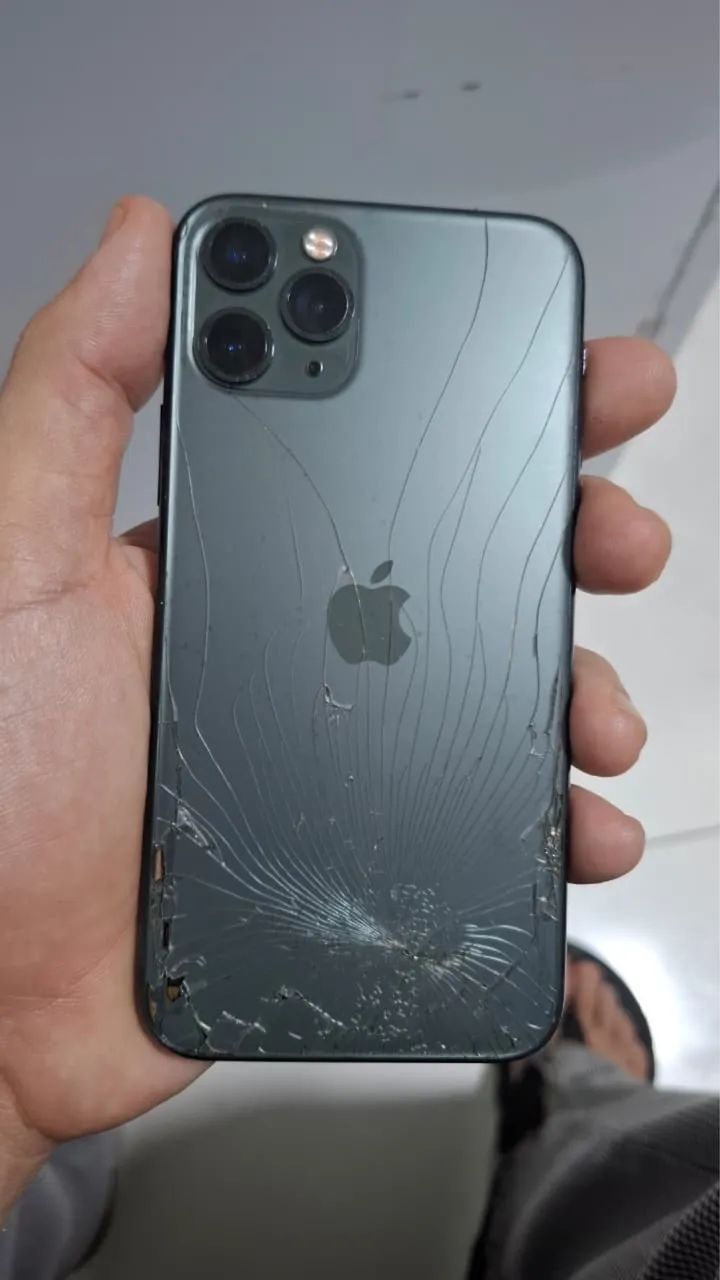 VENDO IPHONE 11 Pro - Foto 3