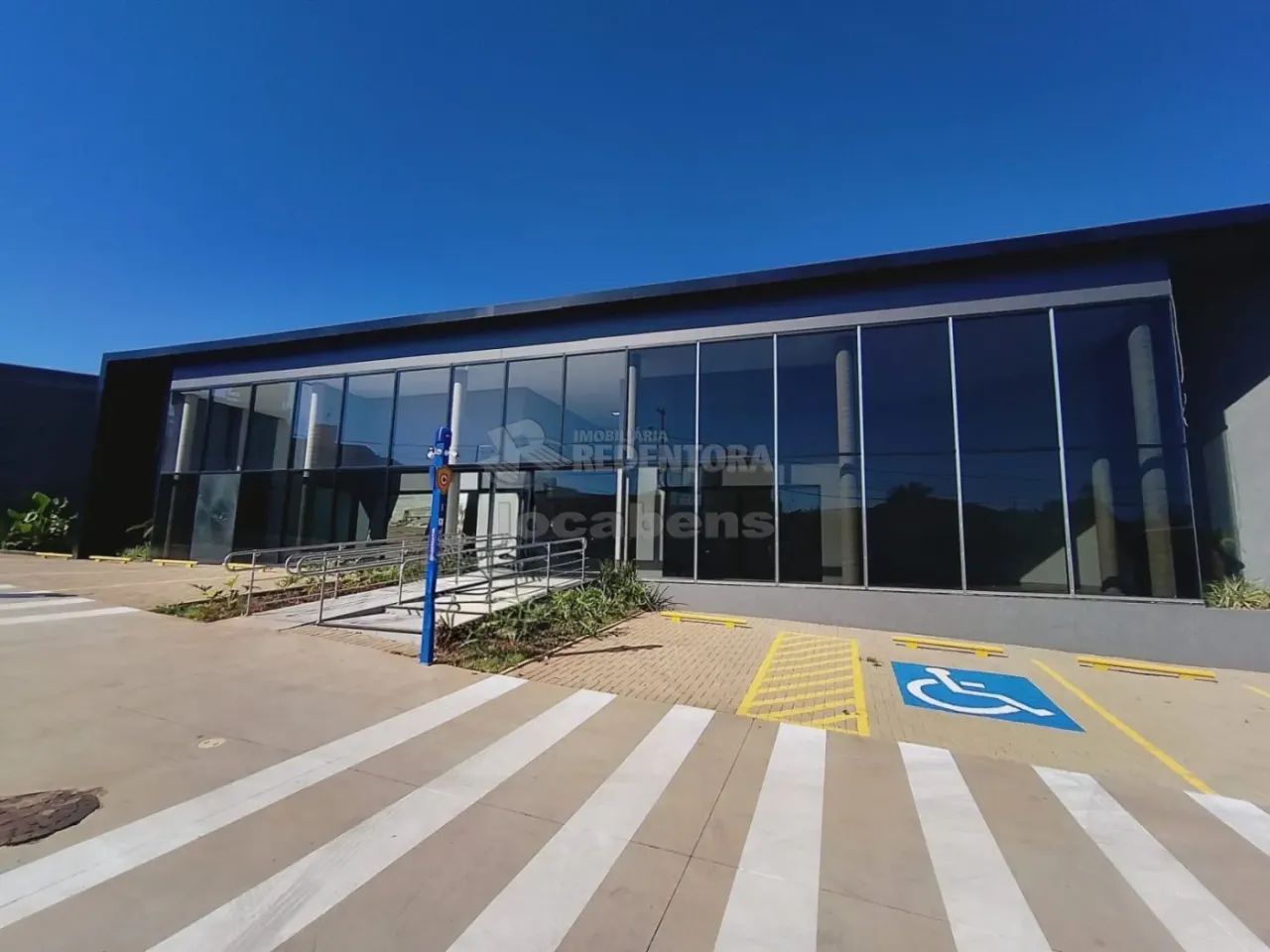 Sala Próximo a Av. Murchid. Homsi. - Foto 3