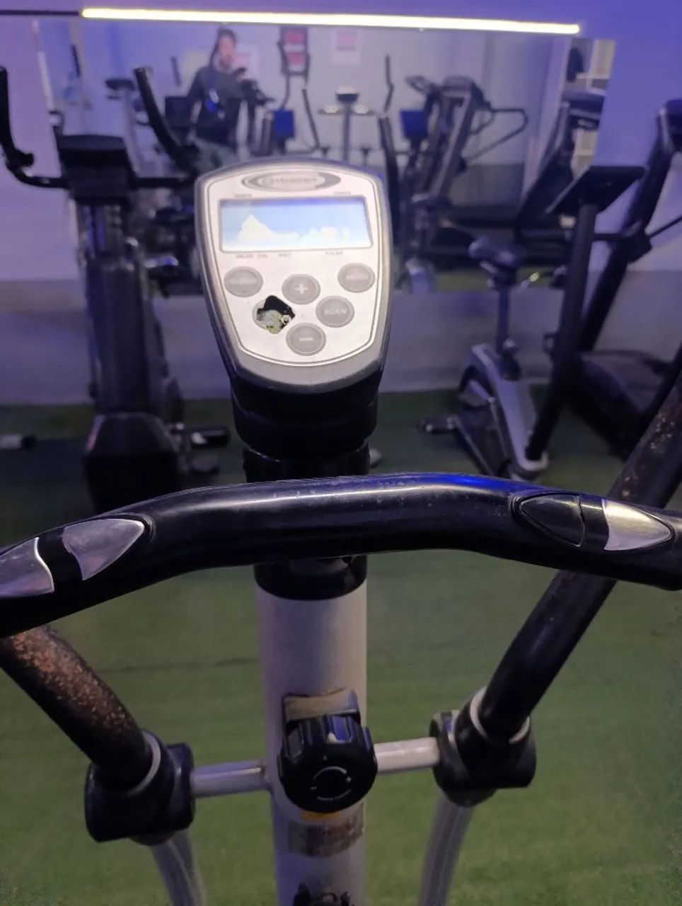 Equipamento de musculação 