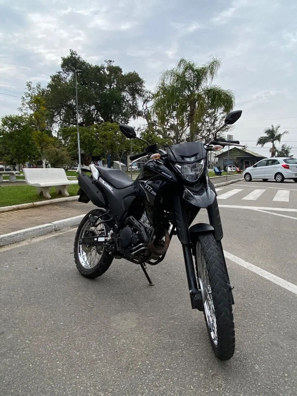 XTZ LANDER 250 PRETA FILÉ - Foto 4