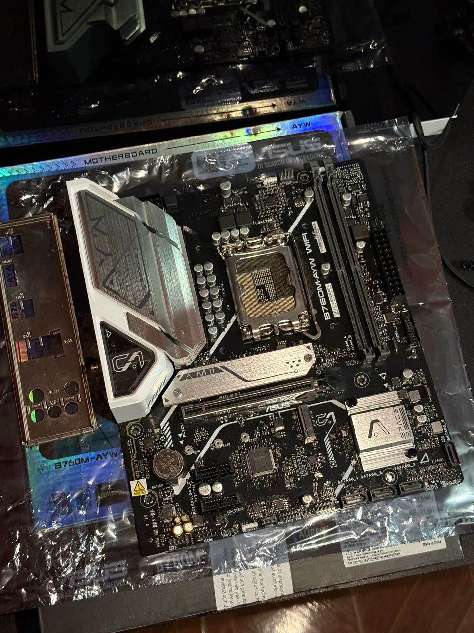 PLACA MÃE ASUS B760m AYW WIFI - Foto 2