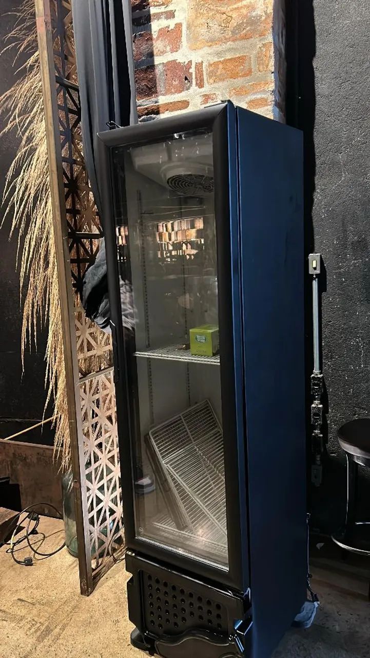 Plotagem geladeira - Foto 5