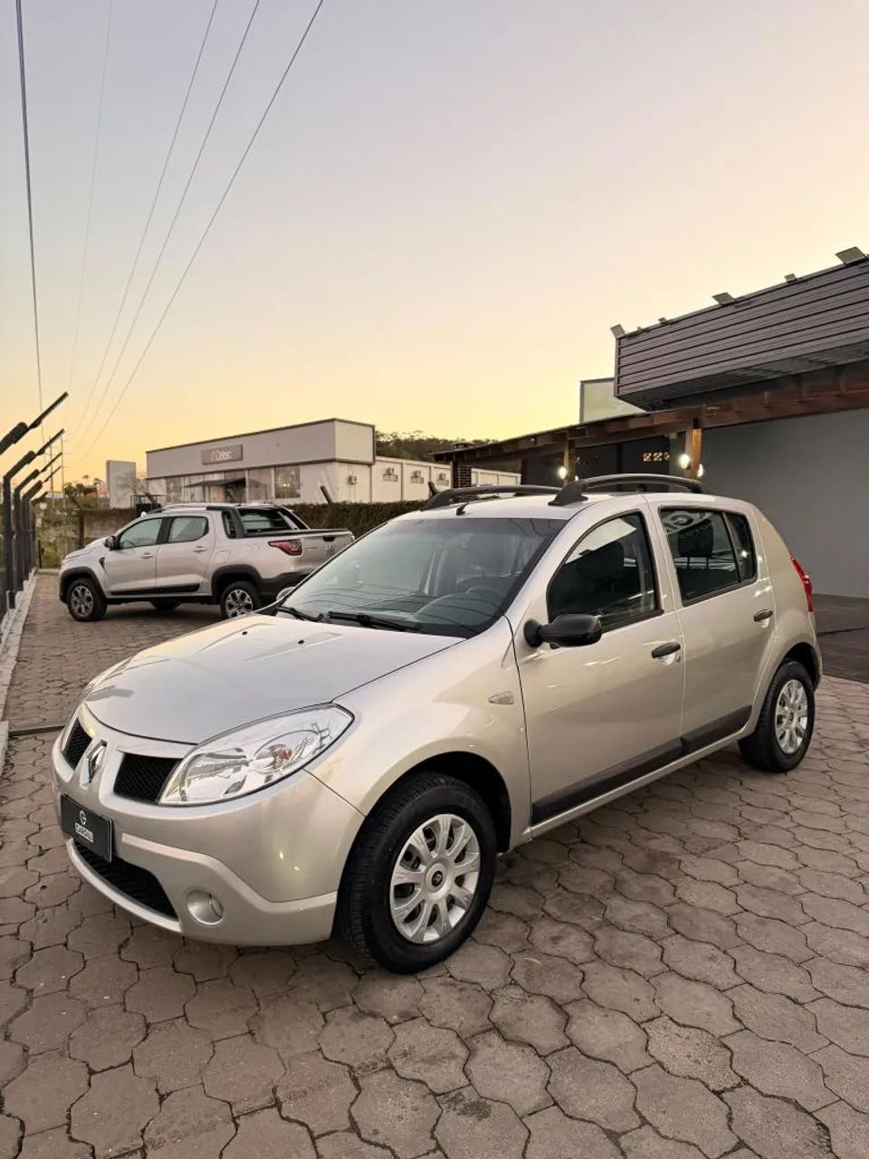 Renault Sandero Expression Hi-flex 1.0 16V 5P 2009 - Foto 4