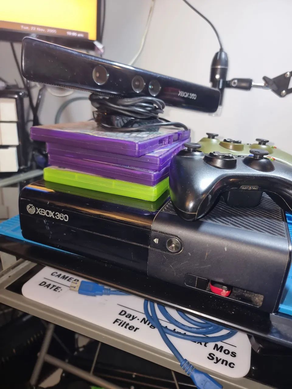 80 JOGOS + XBOX 360 + KINECT + 2 CONTROLES  - Foto 2
