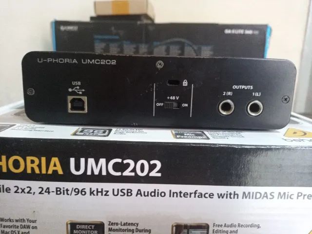 Behringer UMC202 96khz Interface de Áudio USB - Foto 2