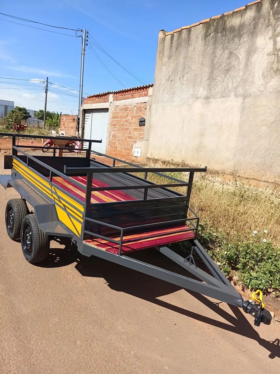 Carretinha 2 eixos a pronta entrega em trindade  - Foto 4