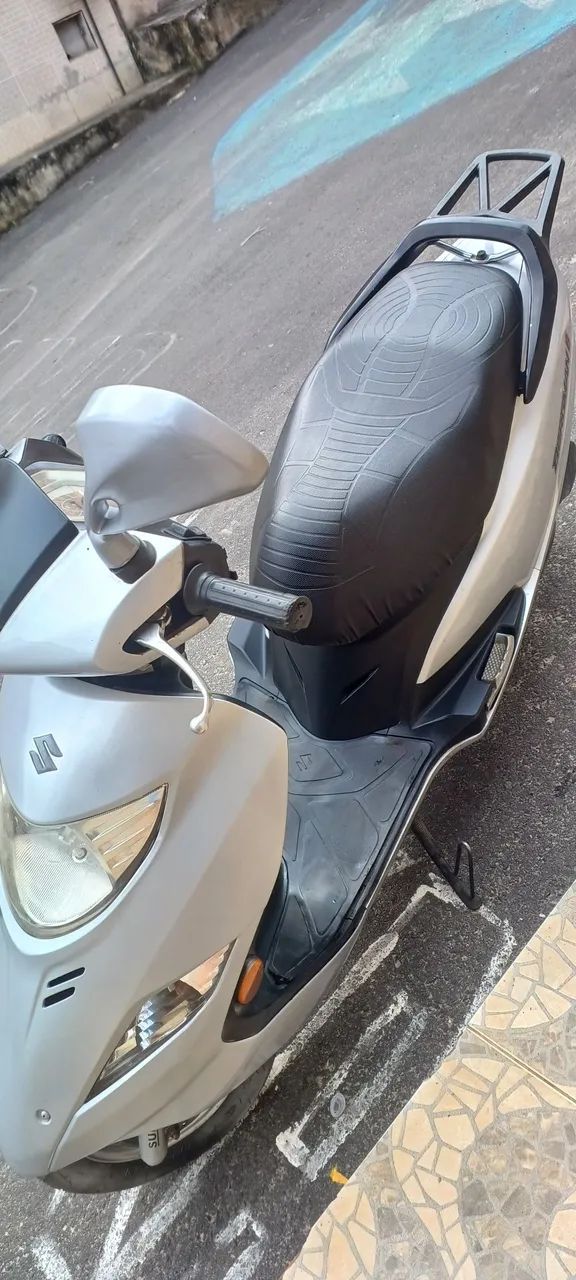 SUZUKI BURGMAN 2012/2013 - AUTOMÁTICA - MUITO CONSERVADA - Foto 2