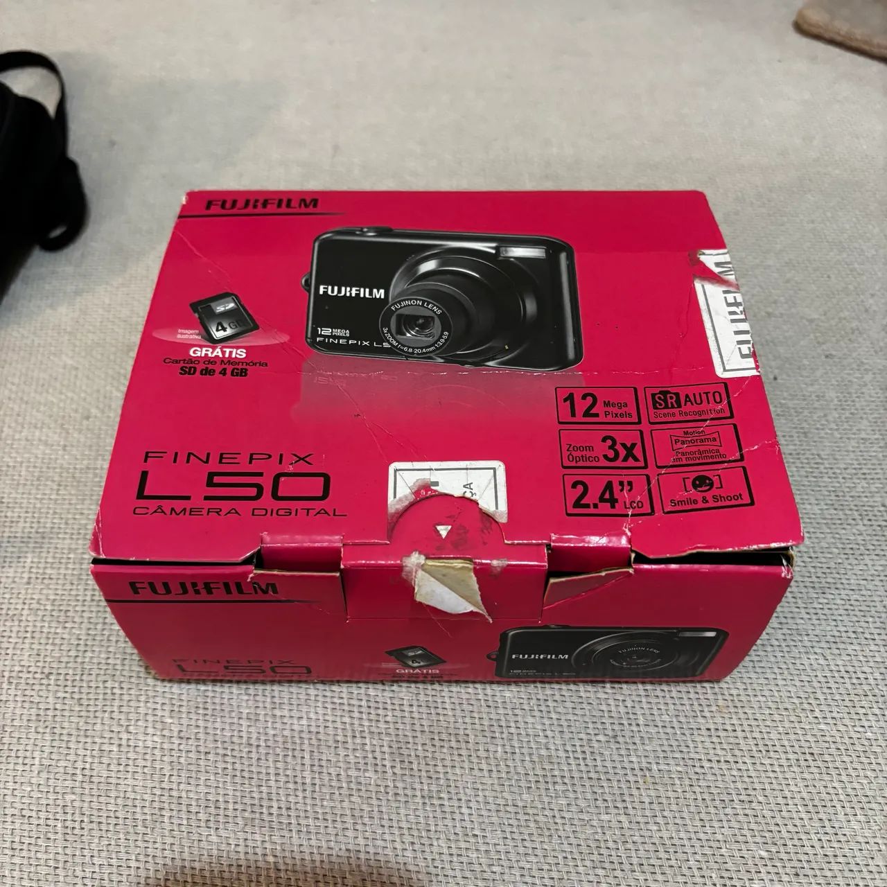 Fujifilm FinePix L50 Digital Camera420251887459389443