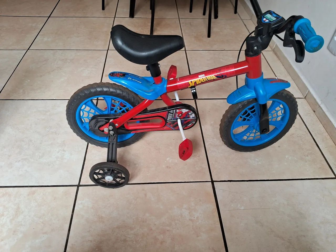 Bicicleta infantil spider-Man - Foto 3