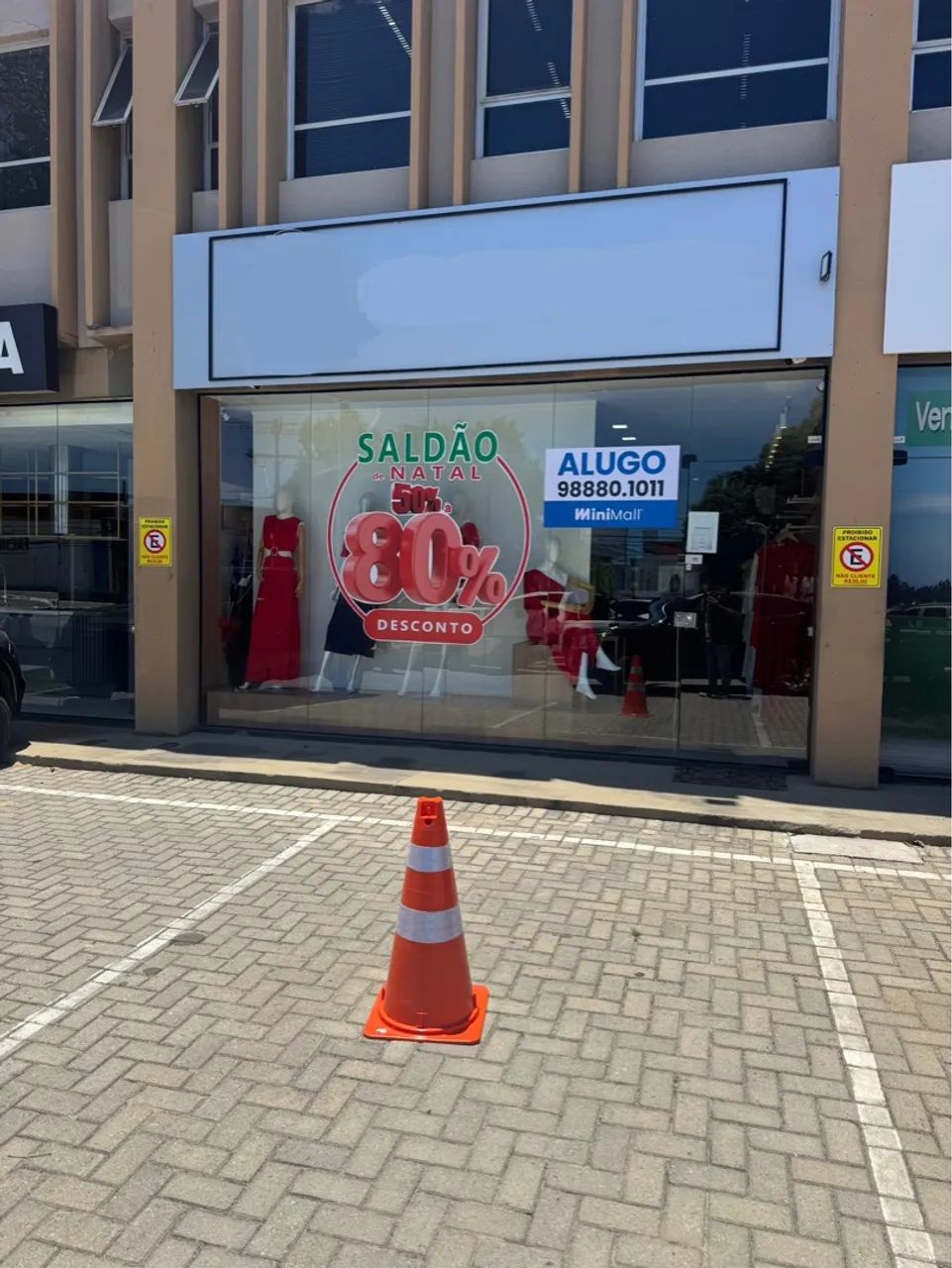 Loja em galeria com 60 m2 