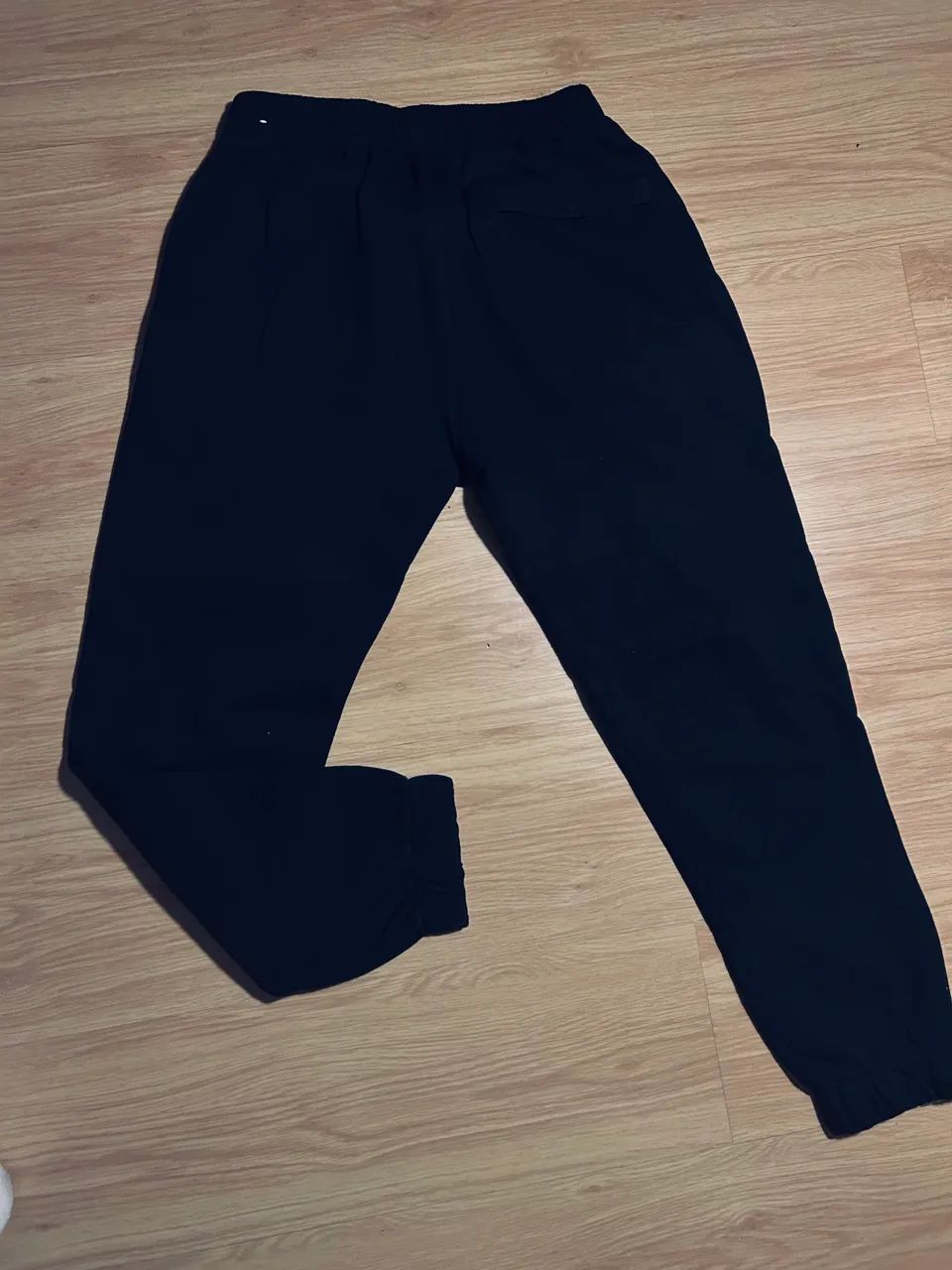 Calça moletom Nike original (nunca usada) - Foto 3