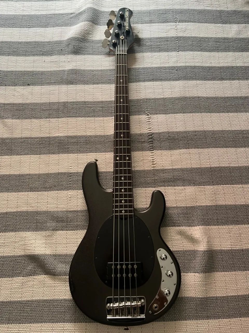 Music Man Sub 5c (americano)
