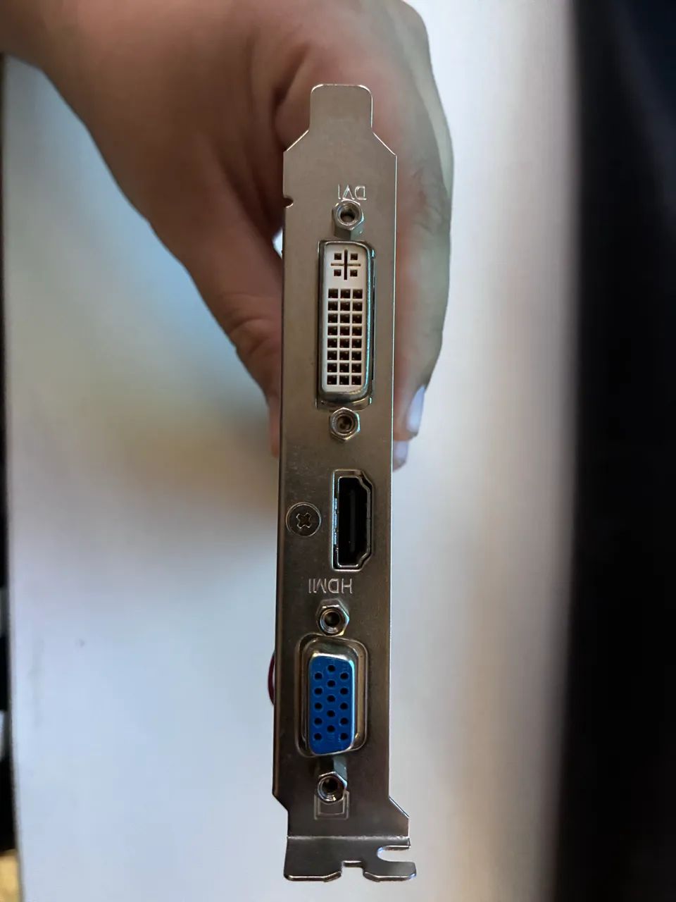 Placa de vídeo / DDR3 / 1Gb - Foto 2