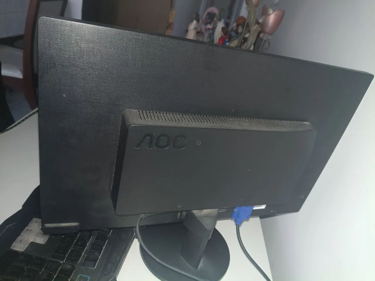 Monitor LED AOC 18,5". - Foto 3