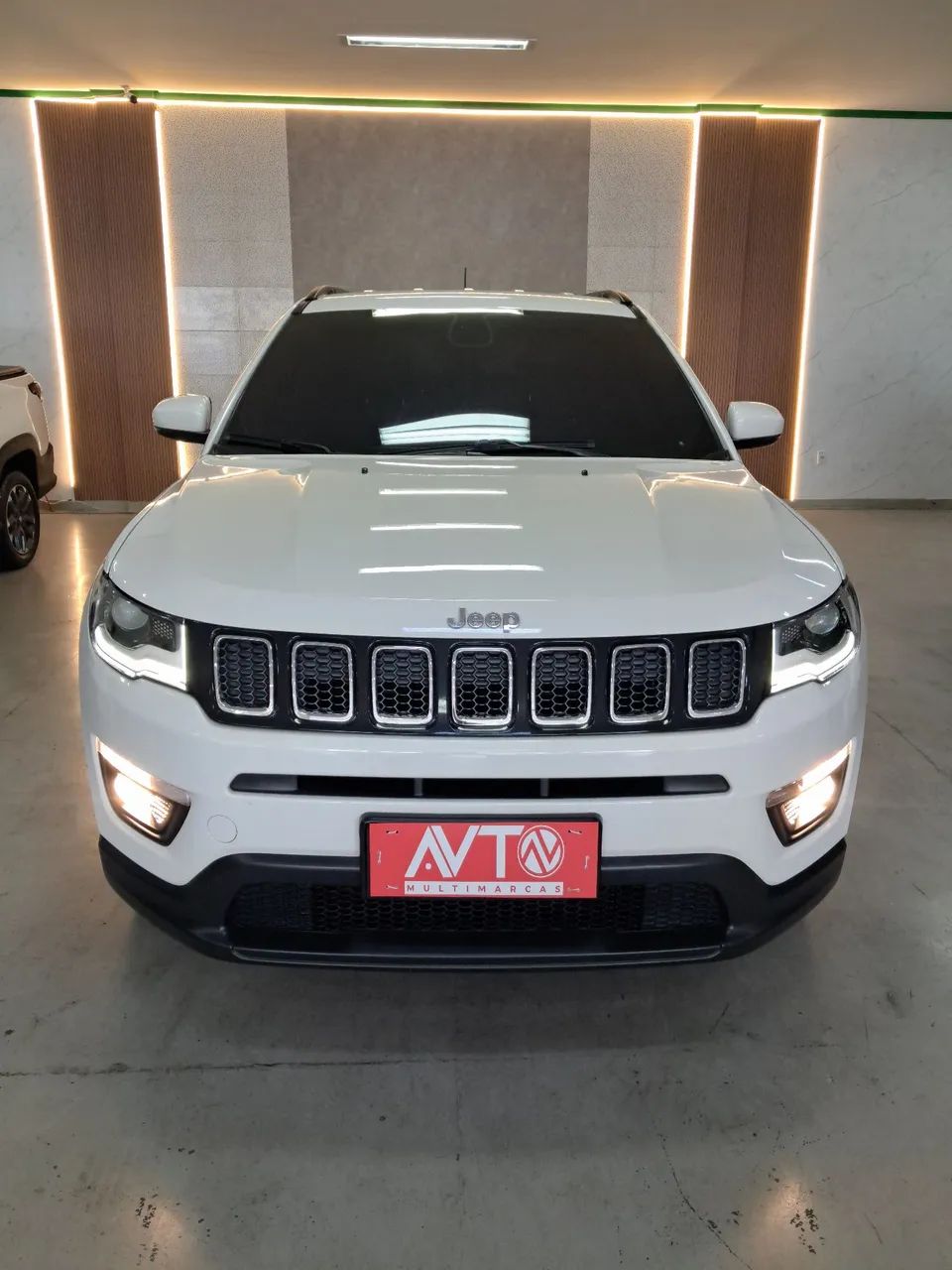Jeep Compass 2.0 16V FLEX LONGITUDE AUTOMÁTICO 2018
