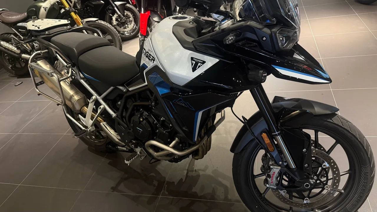 TRIUMPH TIGER 900 ALPINE