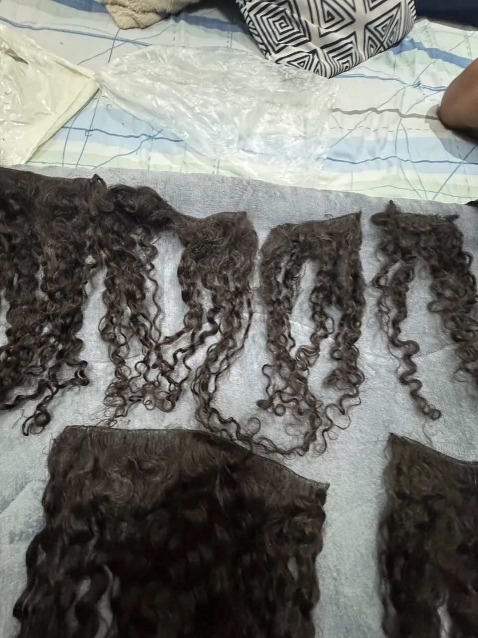 Cabelo humano cacheado 350 gramas 1999