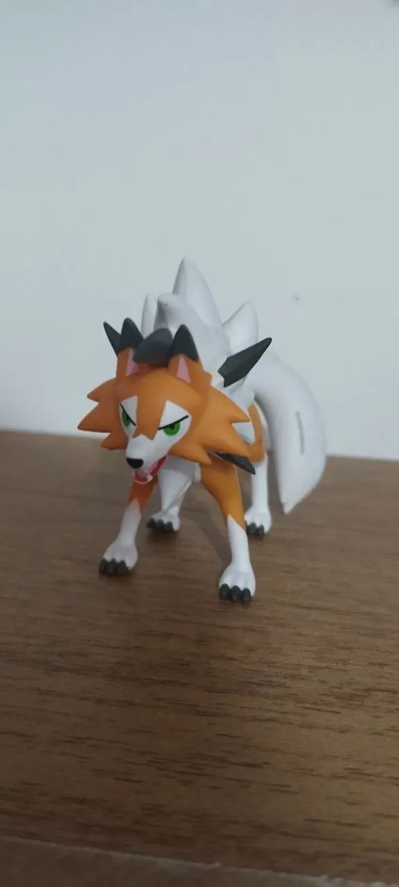Pokémon lyncarock jazwares 