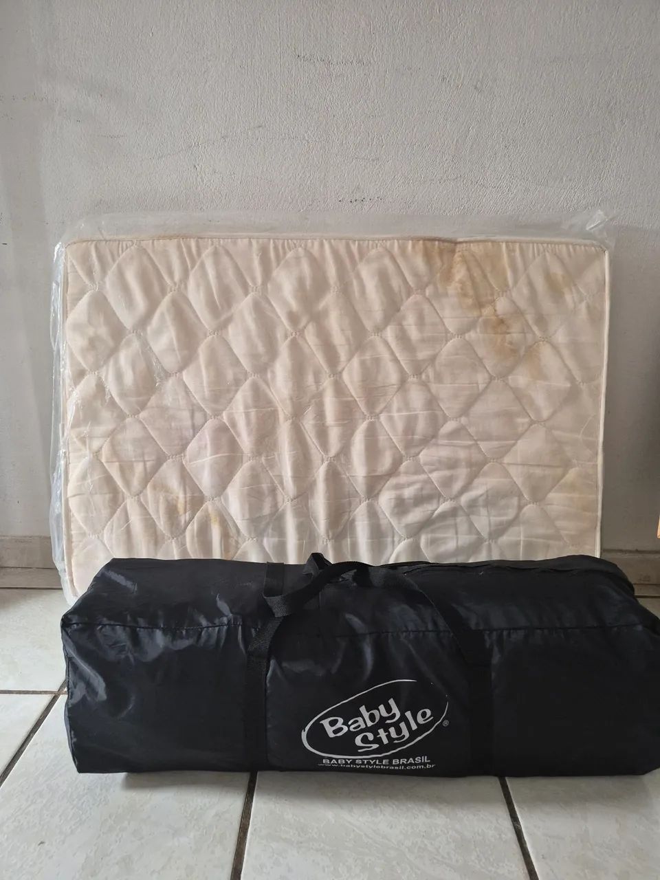 Berço portátil com colchão  - Foto 2