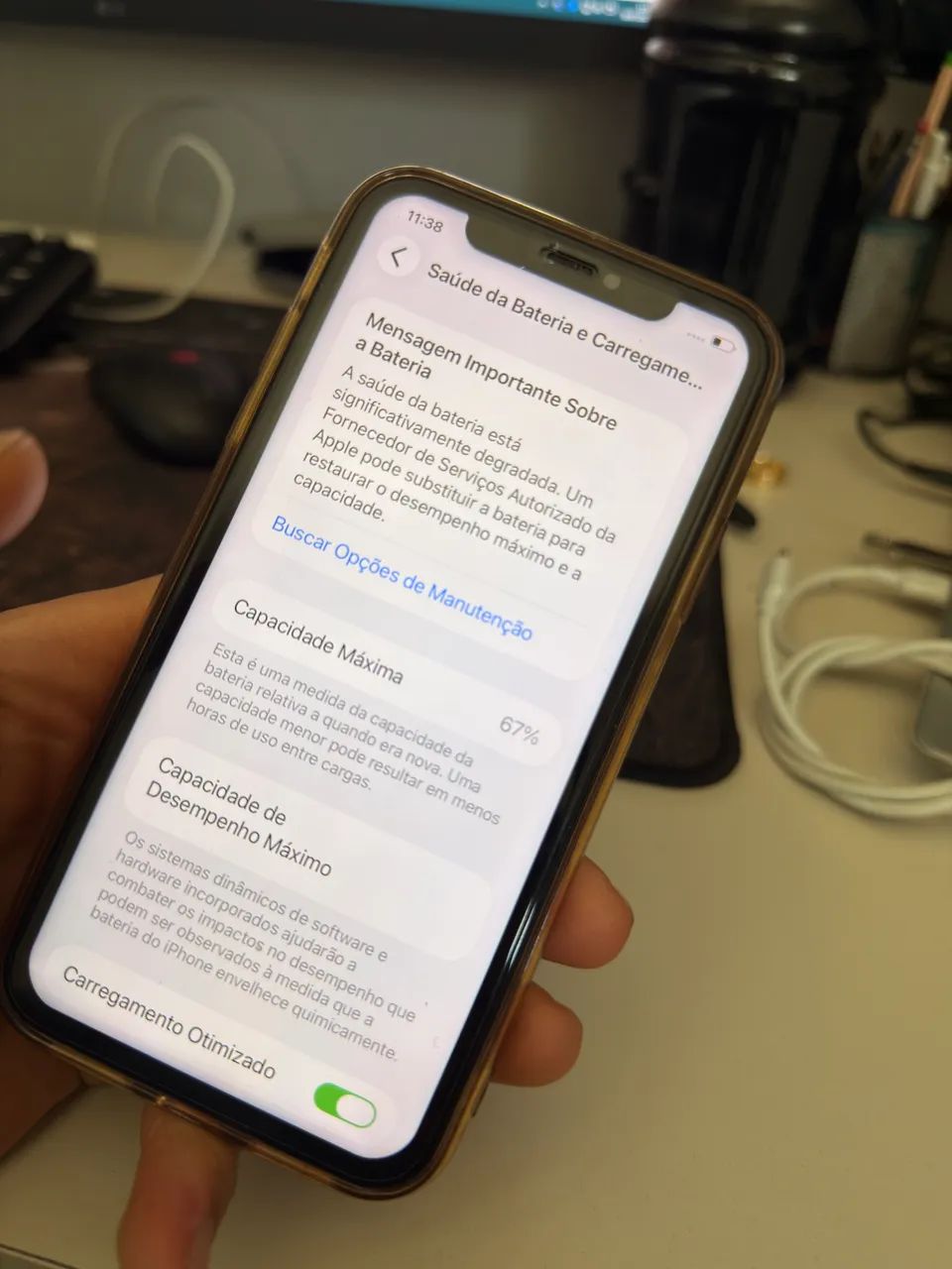 iPhone 11 - 64 gb preto - Foto 4