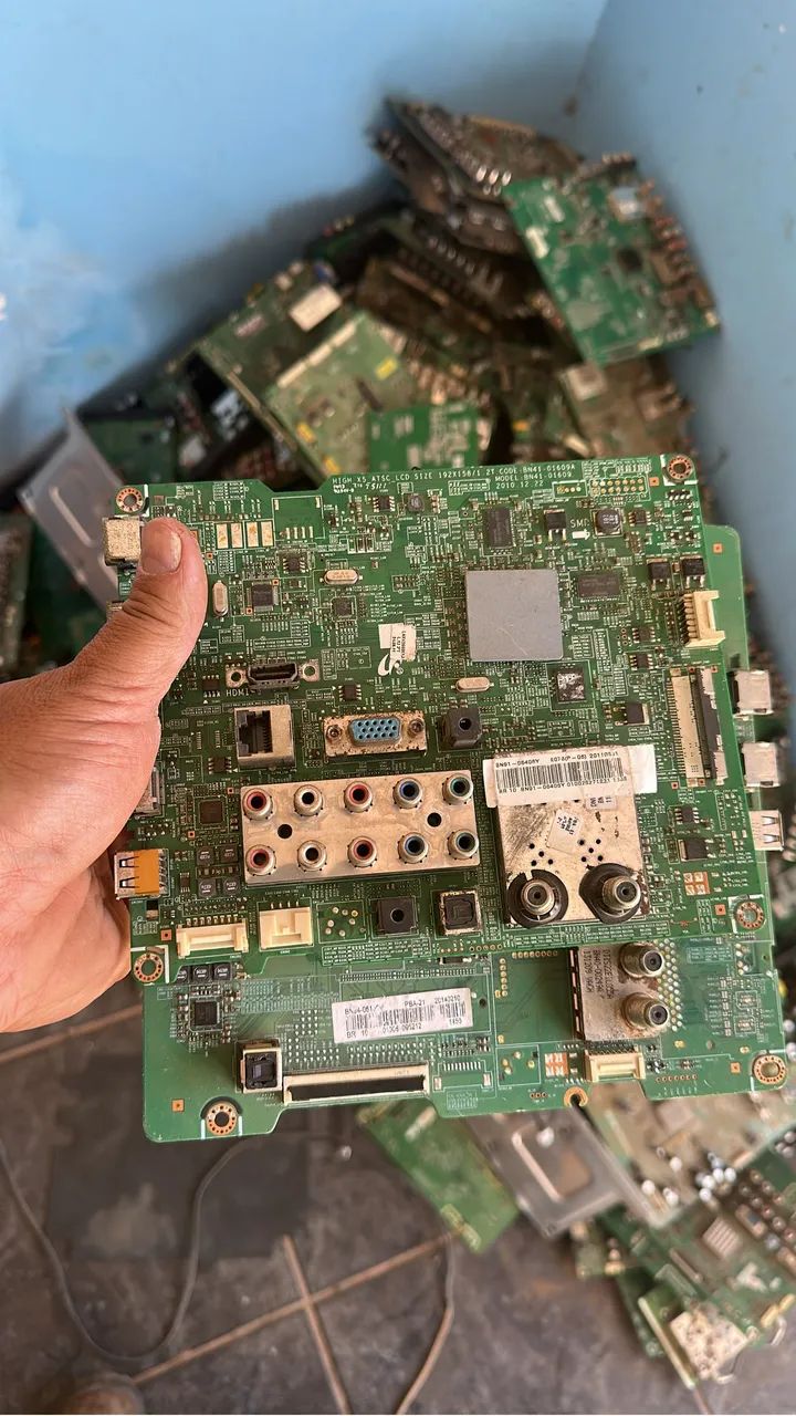 Compra de placas eletrônicas e celulares  - Foto 3