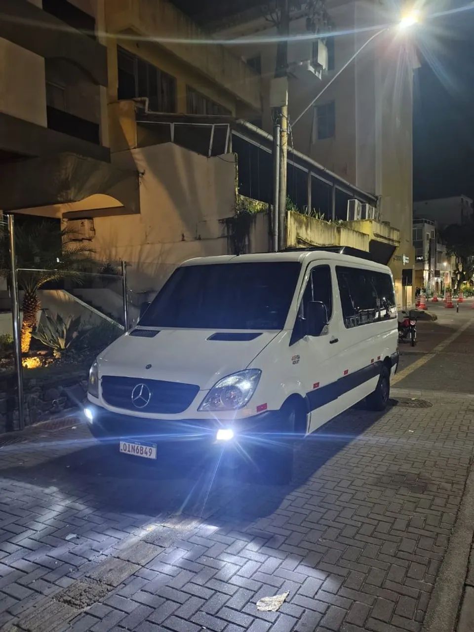 Mercedes-Benz Sprinter Sprinter 415 VAN Luxo T.B. 2.2 Diesel 2012