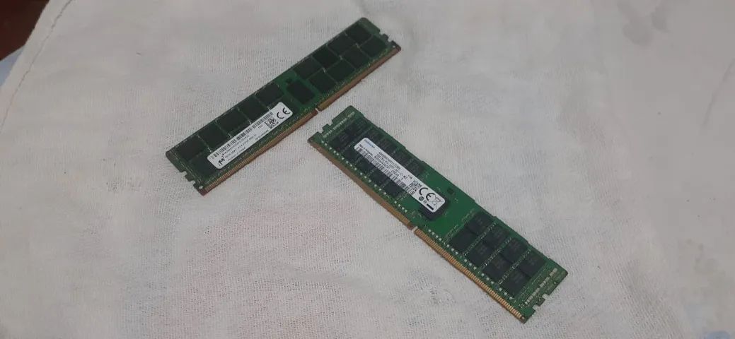 Memorias ECC p/ Servidor DDR4 32+32 GB65049958338563121