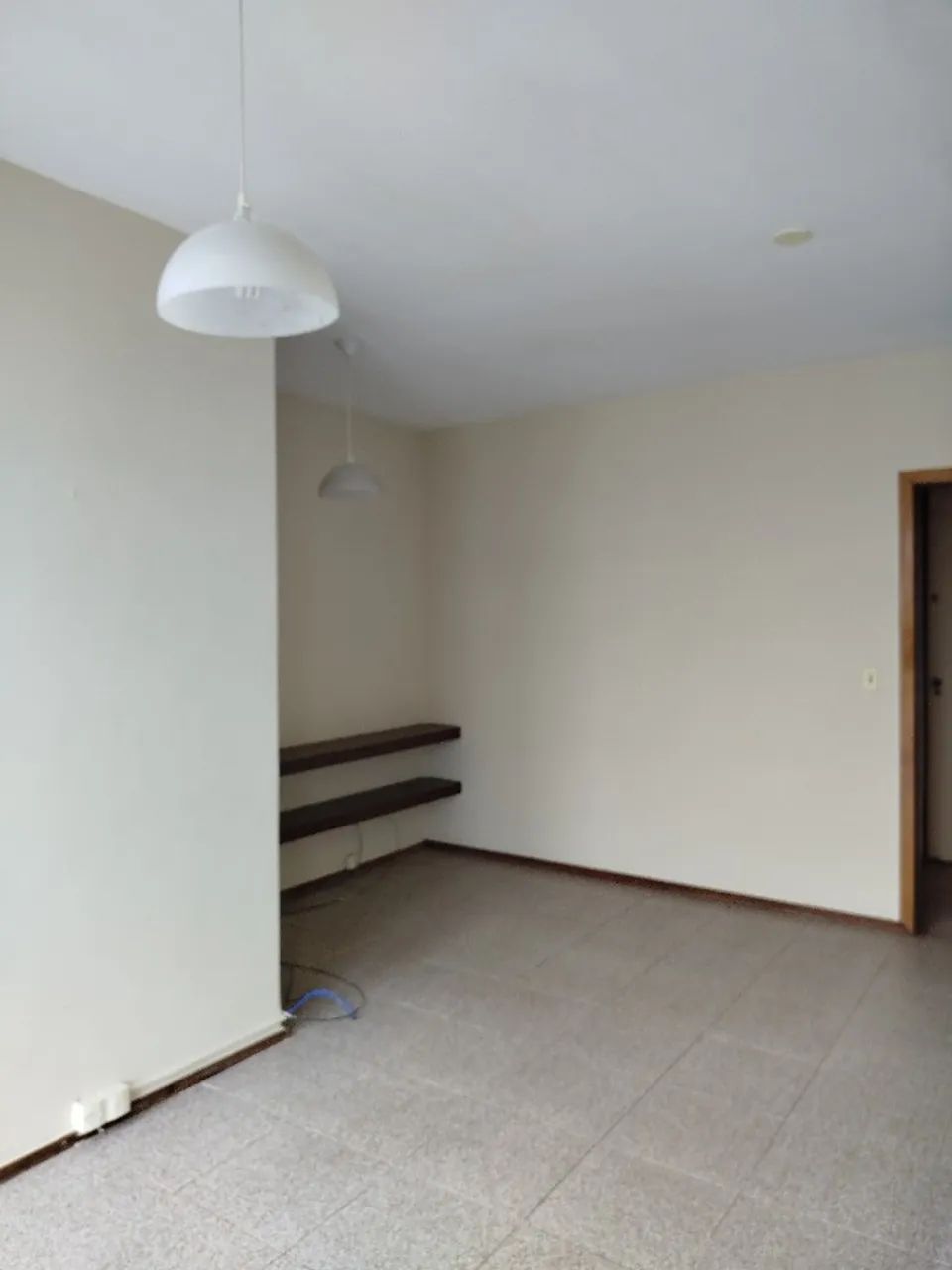 Sala comercial 48m² , com antessala e um banheiro, já equipada com Ar Condicionado - Foto 3