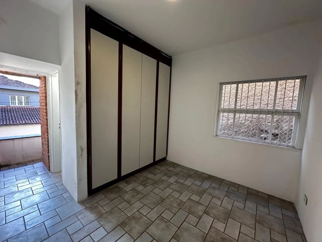 Casa comercial na Rua Anadia, 277 - sala 1  15 m² - Foto 2
