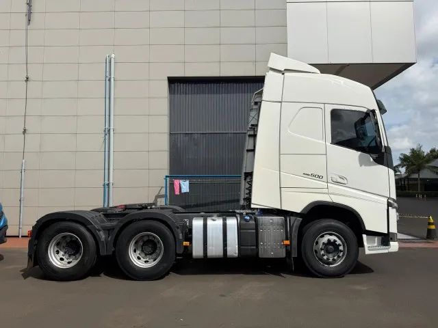 Volvo FH500 Globetrotter 6x2T 2017/2018 - Foto 2