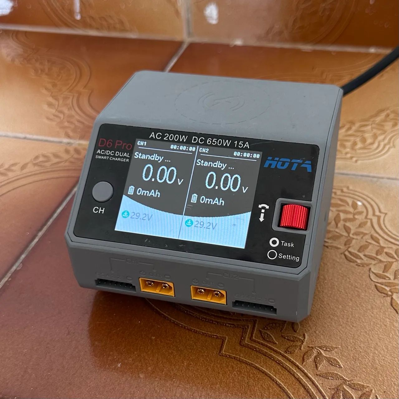 Hota D6 Pro Smart Charger
