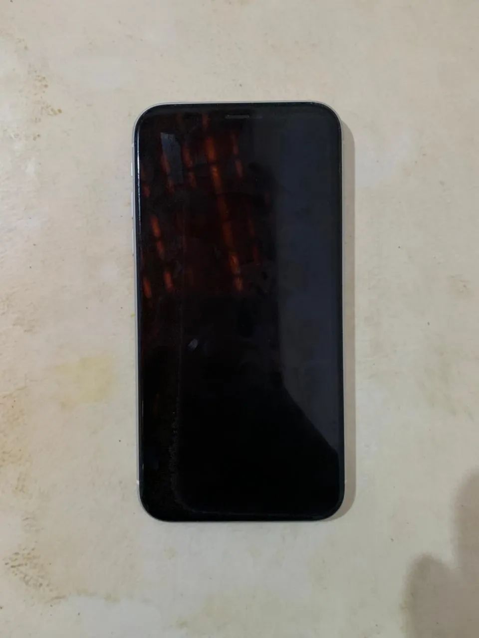 Troco ou vendo iPhone XR  - Foto 2