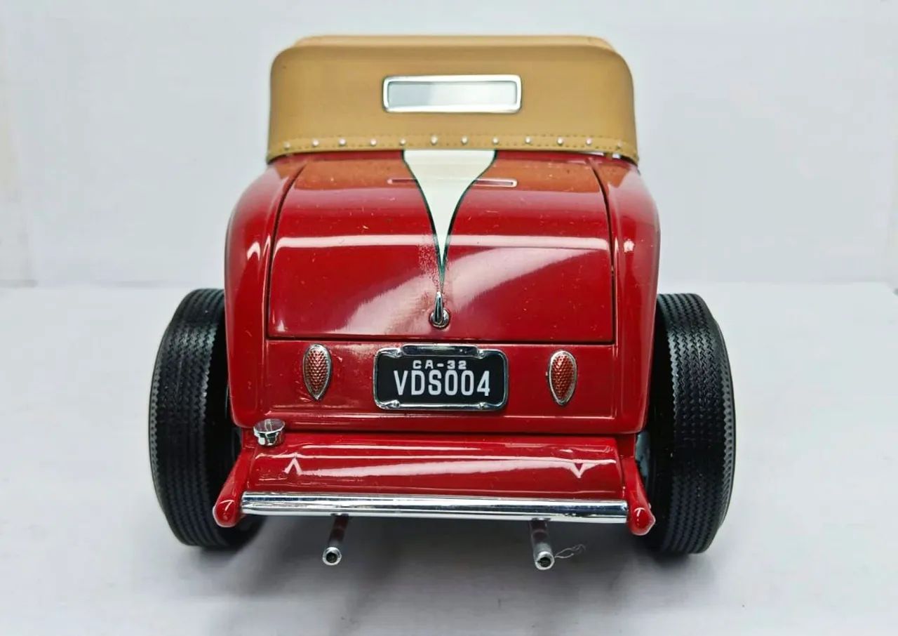 Miniatura Ford So-Cal Speedster Hot Rod 1/18 - Foto 4