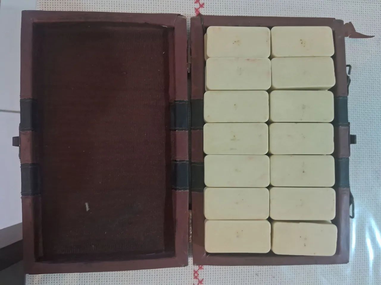 Jogo de Dominó material resistente  - Foto 4