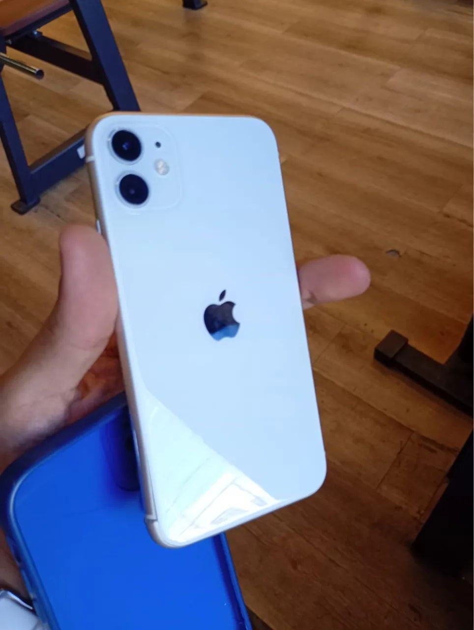 iPhone 11 em bom estado 
