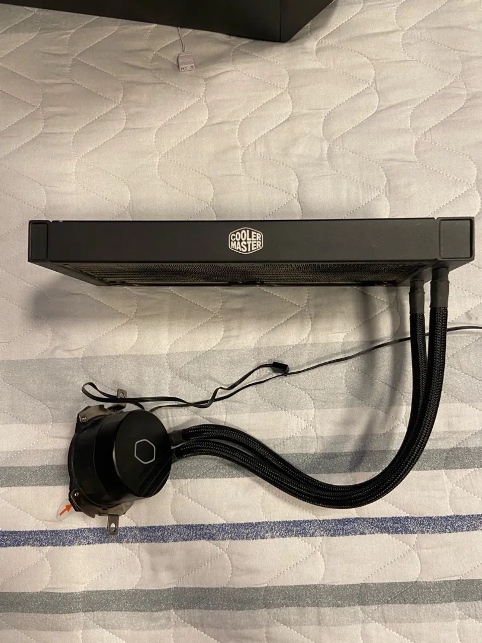 WATER COOLER COOLERMASTER MASTERLIQUID 240 CORE ARGB (OLHE DESCRIÇÃO) - Foto 3