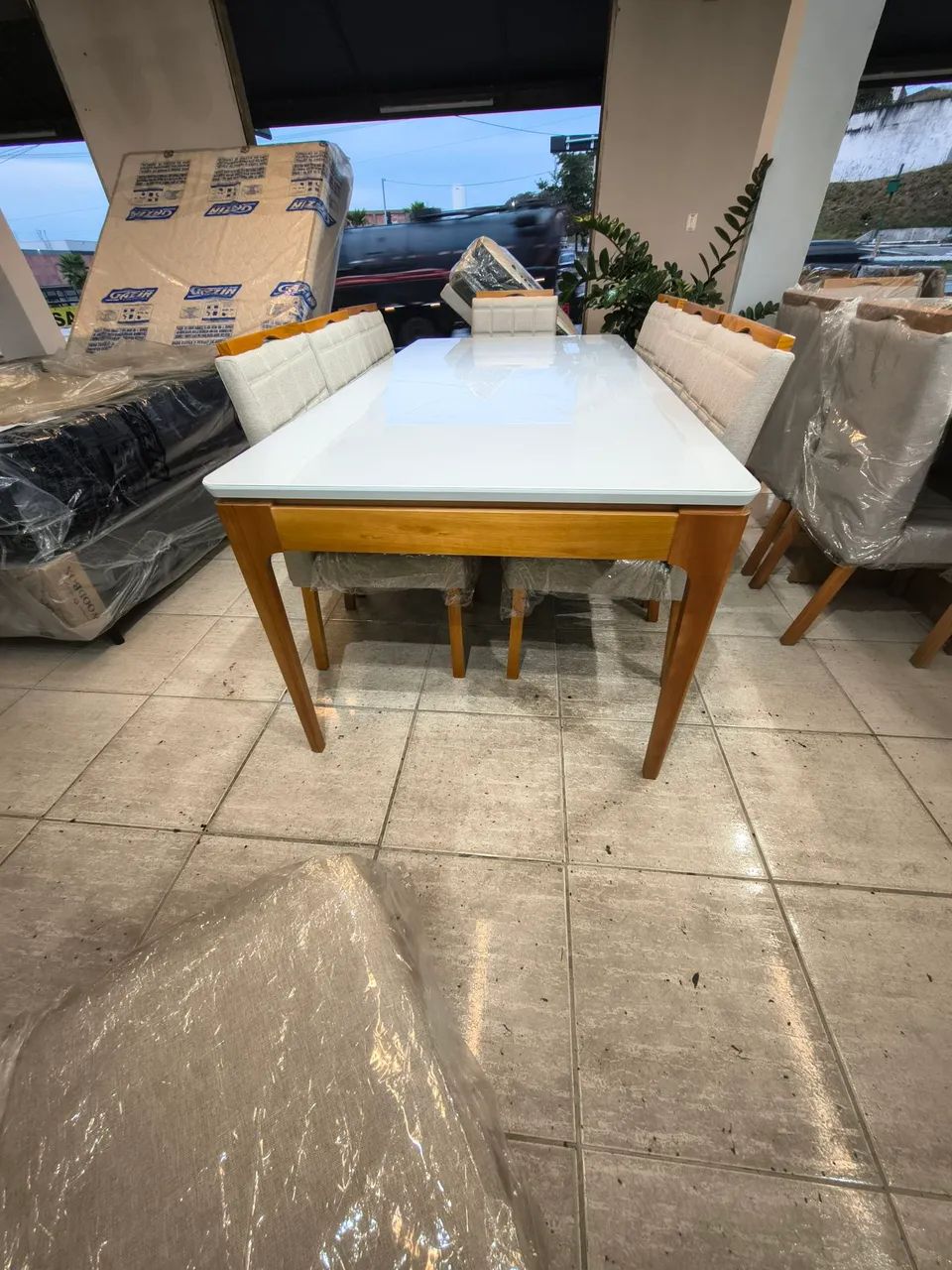 MESA DE JANTAR 2X1+8 CADEIRAS  - Foto 3