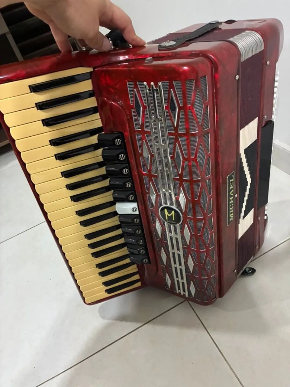 Sanfona Michale 120 baixos + case + bag - Foto 2