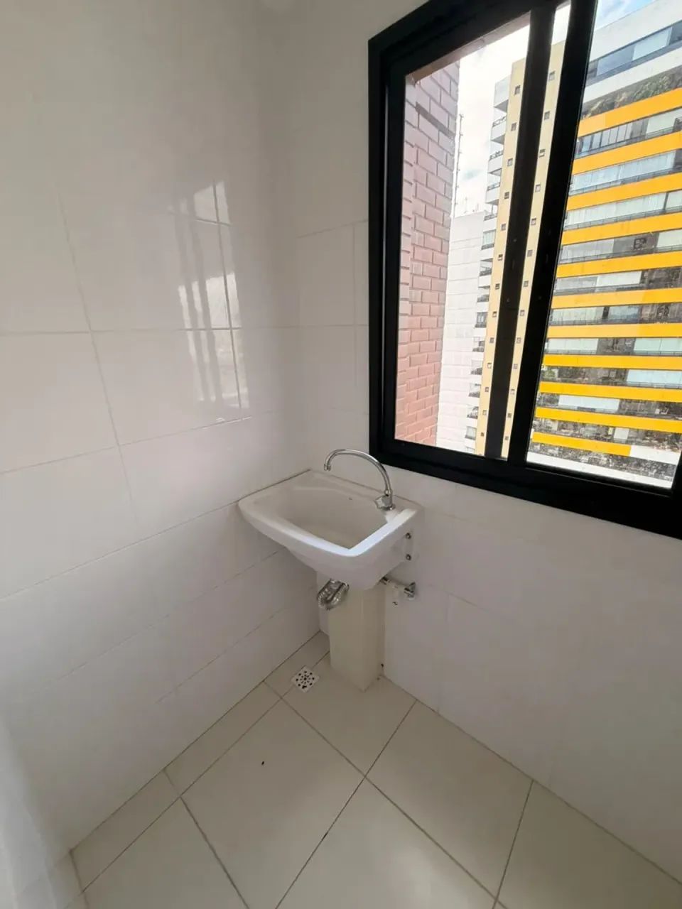 Apartamento para Alugar Nascente com 3x4 no Edificio The One, Cremação, Belém, Pará - Foto 4