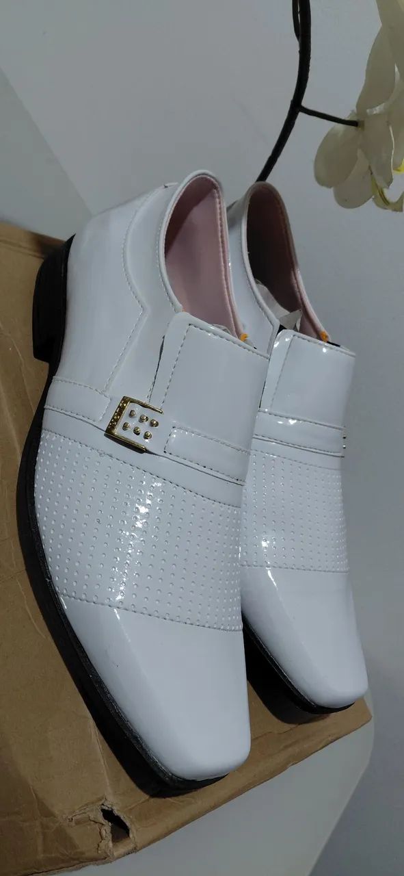 Sapato social branco n 40 e 41 - Foto 3
